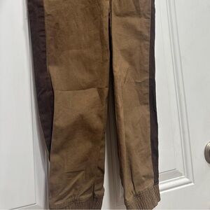 New pull on joggers 10-12